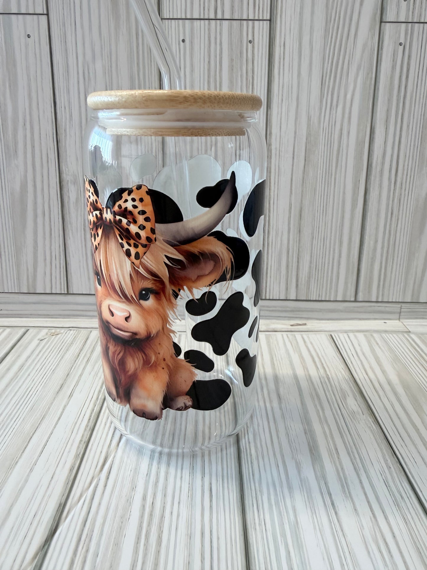 16oz Drinking glass with straw